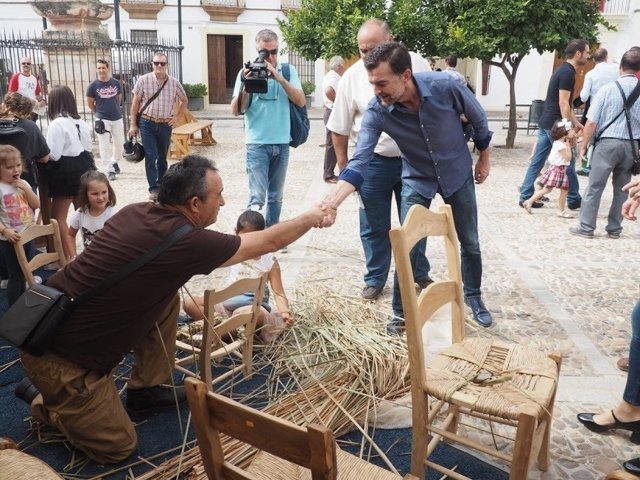 Antonio Maíllo visita Ars Olea en Castro del Río