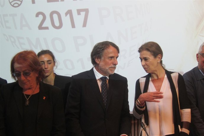 Escritora Rosa Regàs, Josep Creuheras (Planeta), escritora Carmen Posadas