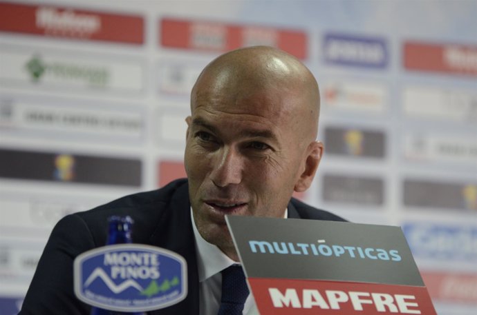 Zinedine Zidane en el rueda de prensa postpartico del Getafe C.F. S.A.D.