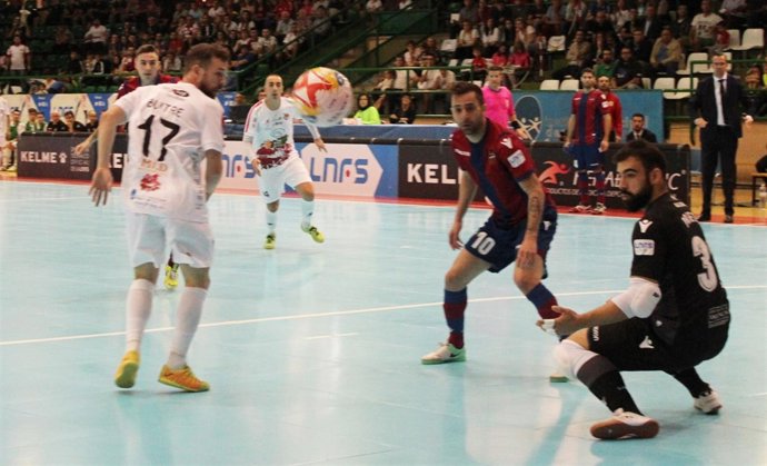 El Levante UD FS vence al Segovia