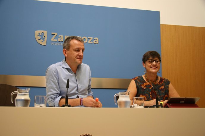 Fernando Rivarés y Elena Laseca.