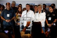 La oposición anuncia que no reconoce los resultados en las regionales y pide "actividades de calle"