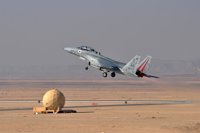 Israel ataca contra una batería de misiles del Ejército sirio por disparar contra sus cazas en Líbano