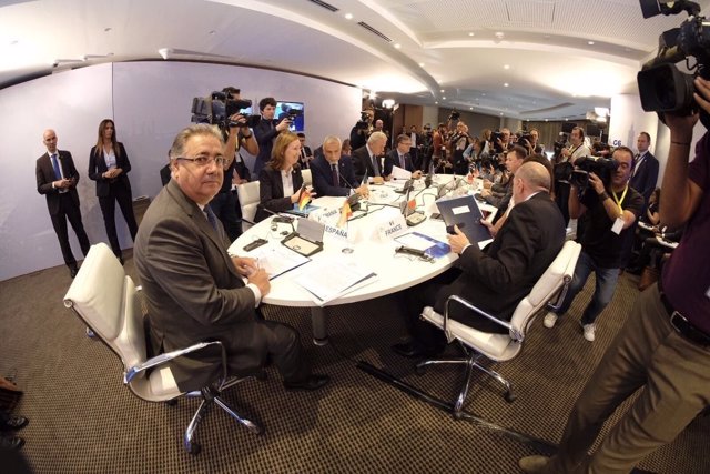 Zoido en reunión de los ministros de Interior del G-6