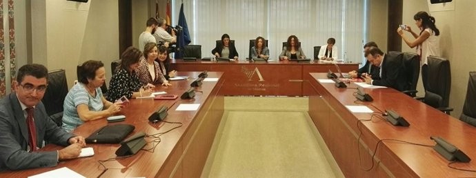 Presidenta de ATA en Asamblea