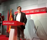 El PSC espera que Puigdemont "rectifique" y que Junqueras dimita