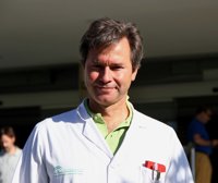 Especialista del Hospital Macarena de Sevilla participa como experto internacional de la OMS en resistencia microbiana