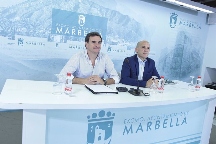 Feliz Romero y Manuel Osorio en rueda de prensa en Marbella 