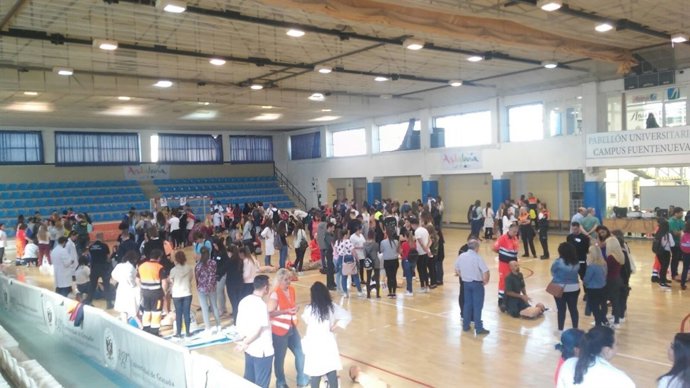 Forman en reanimación cardiopulmonar a jóvenes  en Granada