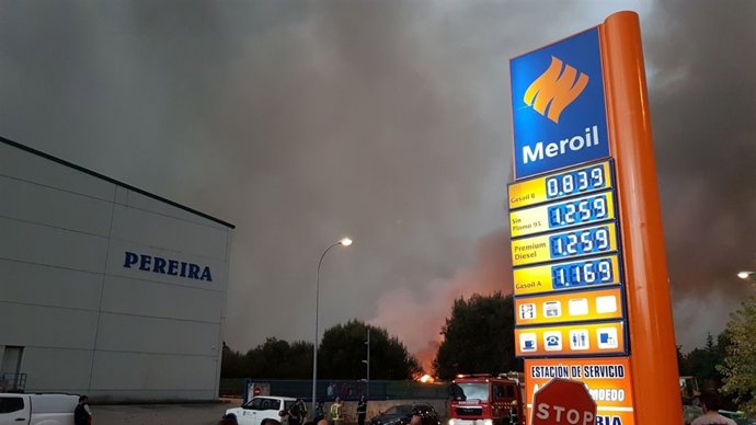Fuego de Ponteareas que afecta también a Pazos de Borbén, Redondela y Soutomaior