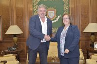 Pamplona y Cruz Roja colaborarán en planes relacionados con Sanfermines, nieves e inundaciones