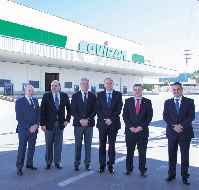 Visita de José Enrique Fernández de Moya a la sede de Covirán