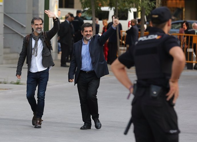 Jordi Sánchez y Jordi Cuixart acuden a declarar a la Audiencia Nacional