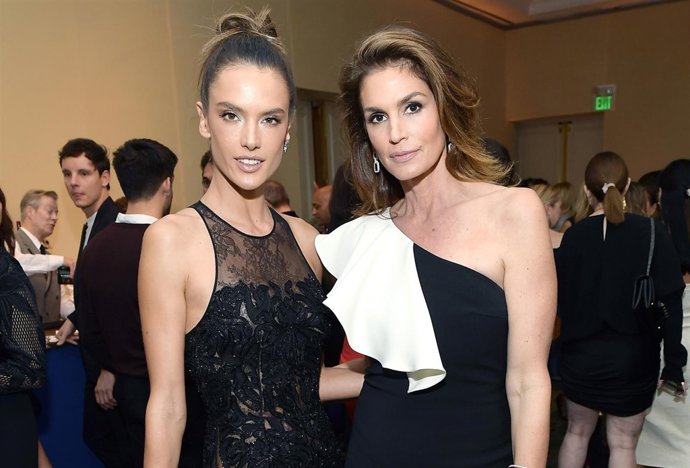 Alessandra Ambroio y Cindy Crawford