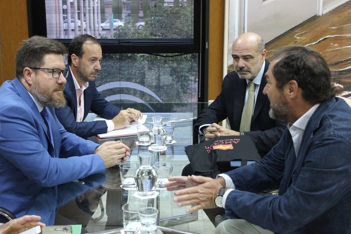 Rodrigo Sánchez Haro se reúne con Ancce.