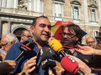 Ros (UGT) y Pachecho (CC.OO.) piden que la gente se movilice pacíficamente "para no entrar en provocaciones"