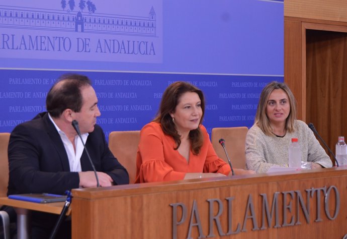 Carmen Crespo, hoy junto a Vicente Valero y Marifrán Carazo