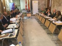 La Comisión de Asistencia a la delegada del Gobierno valora la coordinación antiincendios con la Junta