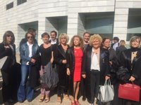 Abogados y trabajadores de los juzgados de Lleida reclaman la libertad de Jordi Sànchez y Jordi Cuixart