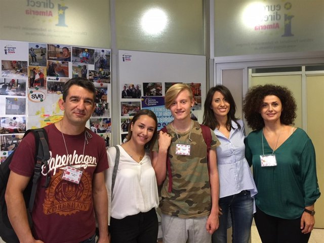 Los alumnos de Sorbas que participan en el proyecto, en la Diputación Provincial