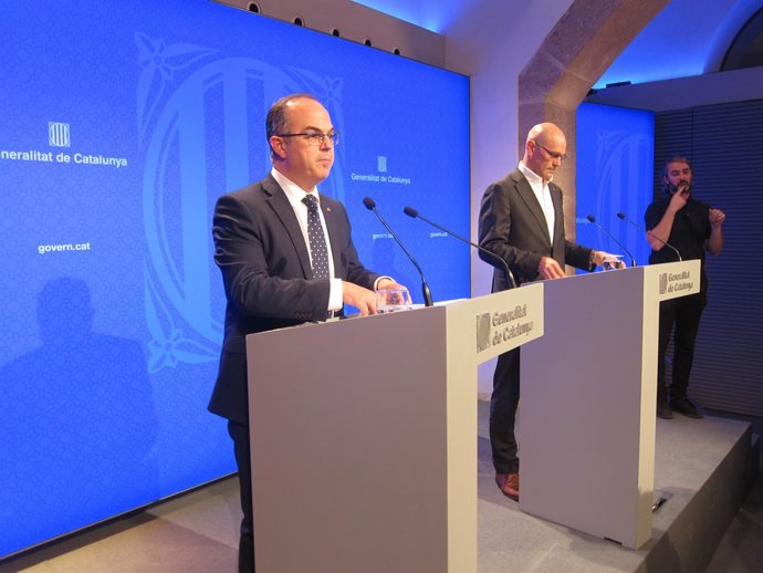 El portaveu del Govern, J.Turull, i l'conseller d'Exteriors, R.Romeva