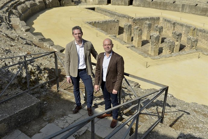 Texto Y Pie De Foto De Cultura Del Nuevio Director Del Conjunto Arqueológico De 