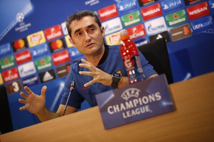 Ernesto Valverde (Barcelona) en rueda de prensa