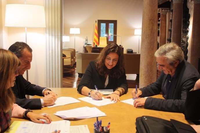 Mercè Conesa firma créditos con cuatro ayuntamientos