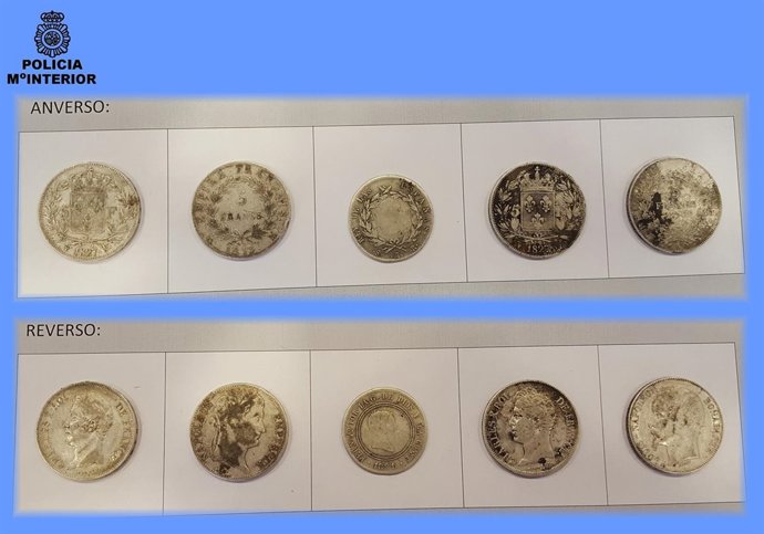 Monedas recuperadas por la Policía Nacional.