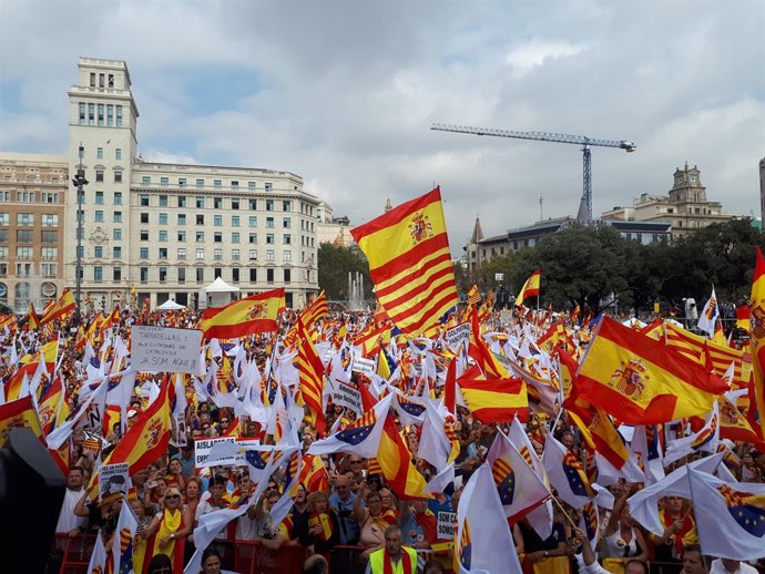 Manifestació del 12-O a Barcelona per la Hispanitat 2017