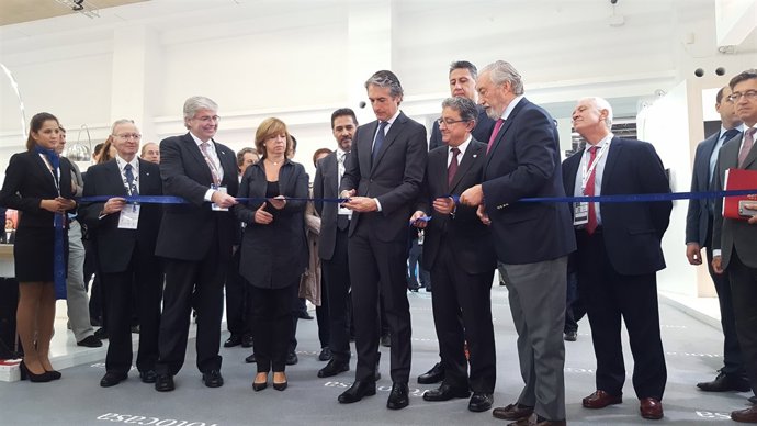 El ministre de Foment, Íñigo de la Serna, inaugura el BMP