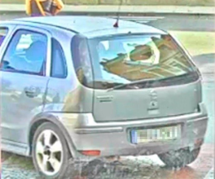 Vehicle detingut per estirades de bossa al Vendrell