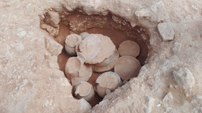Estructures funeràries al jaciment arqueològic de Vilanera (Girona)
