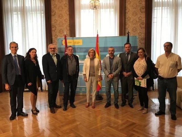 Reunión con la delegada del Gobierno