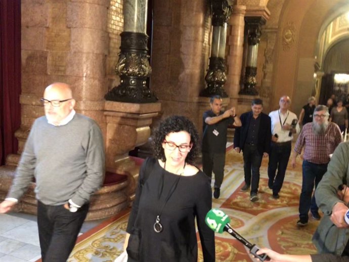 Reunió dels diputats de JxSí i la CUP en el Parlament
