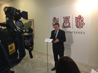 1-O.- Presidente valenciano sobre Cataluña: "no se puede vivir en una realidad no legal"
