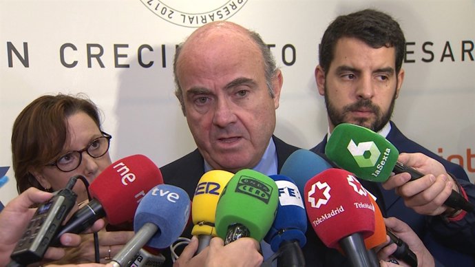 Guindos explica desacceleració de l'economia espanyola