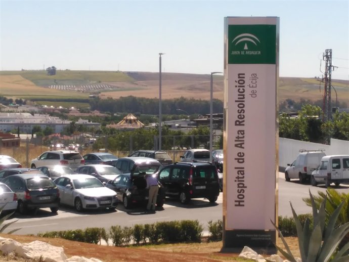 Concentración en el Hospital de Écija contra el "colapso" en urgencias