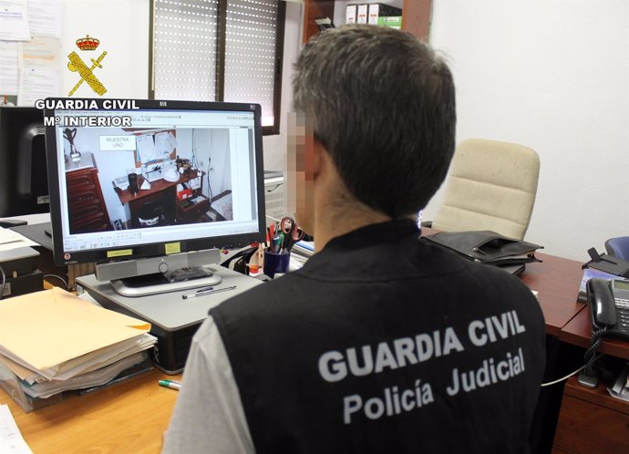 La Guardia Civil Detiene A Un Menor De Edad Por El Robo En Una Vivienda De Roldá