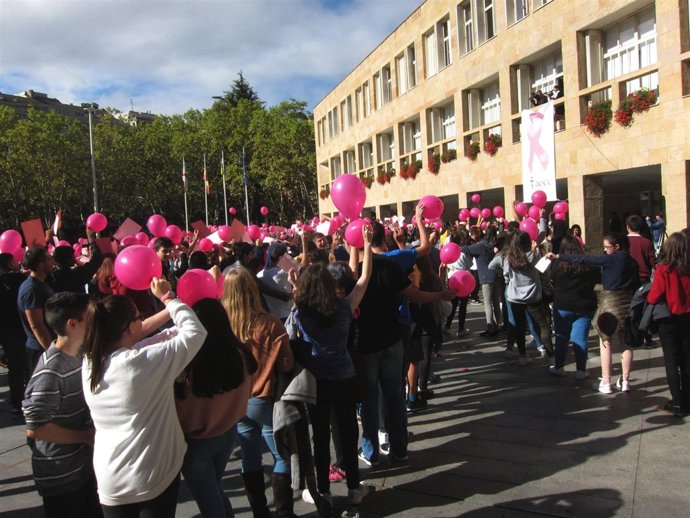 Acto contra el cáncer de mama 2017                       