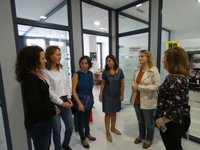 IU Sevilla urge a Espadas a ampliar "de una vez" los PIM y a implantar la jornada completa entre sus trabajadoras