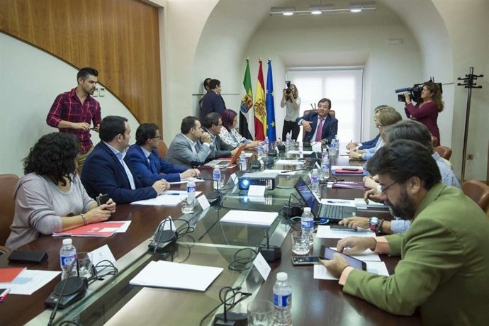 Reunión Pacto por el Ferrocarril