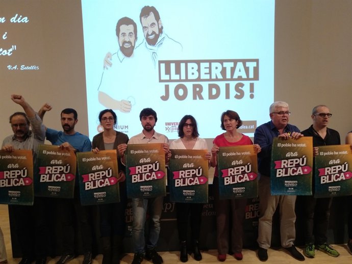 Antonio Baños, Eulàlia Solé i Agustí Alcoberro, entre d'altres