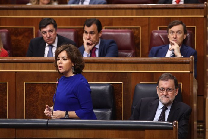 Santamaría y Rajoy en la sesión de control al Gobierno en el Congreso