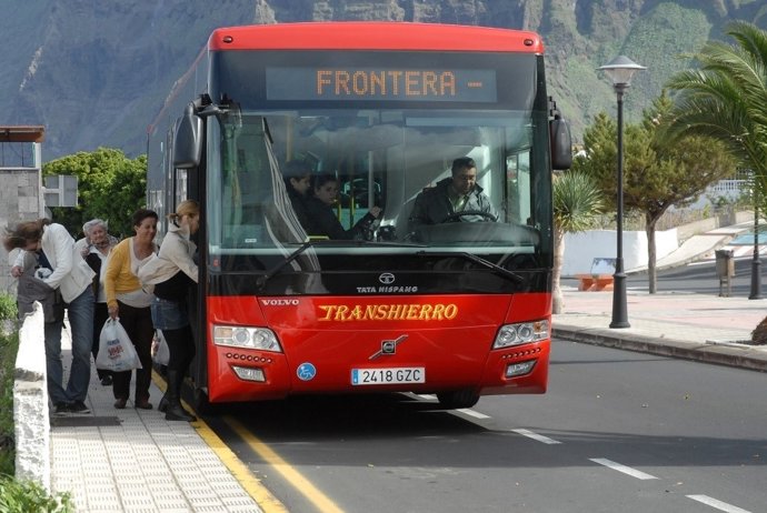 Transporte público en la isla de Hierro