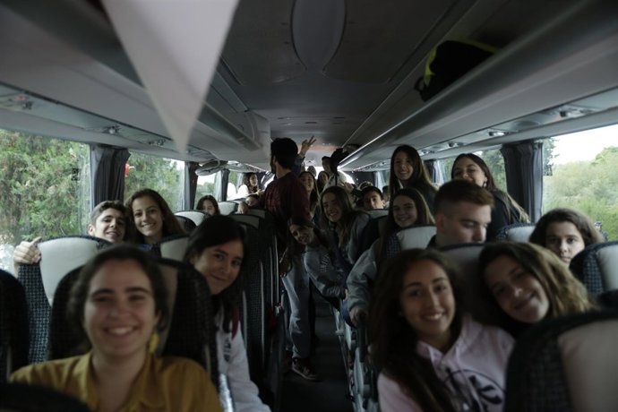 Uno de los autobuses de los jóvenes peregrinos a Guadalupe