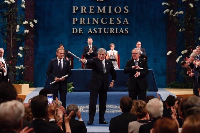 Representantes de la UE recogen el Premio Princesa de Asturias de la Concordia