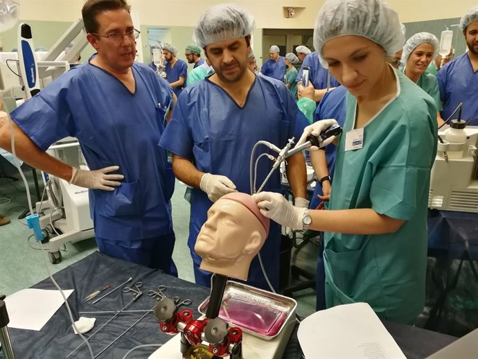 Actividad formativa de neurocirujanos