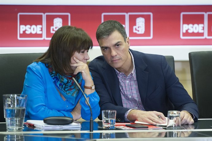 Pedro Sánchez presideix la reunió de la Permanent del PSOE a Ferraz