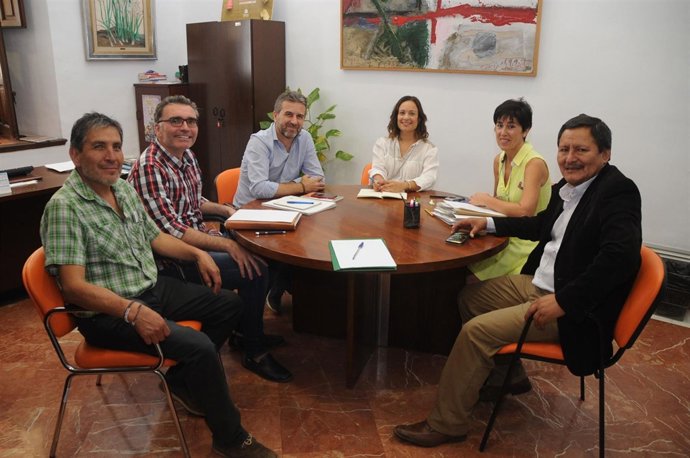 Representantes políticos peruanos visitan la Diputación de Córdoba